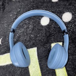 Beats Solo 4 