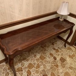 Entry Table For Your Foyer