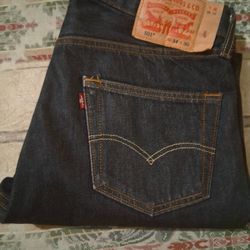 Charcoal Levi's 501.