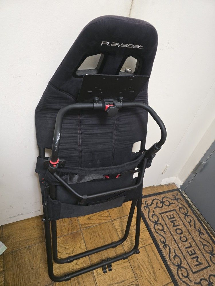 Playseat Sim Racing Chair