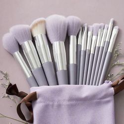Make-up Brush Set of 12, Lilac Toned Brush Set — Brand New!