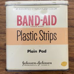 Vintage Johnson & Johnson Band -Aid Plastic Strips Tin Box 