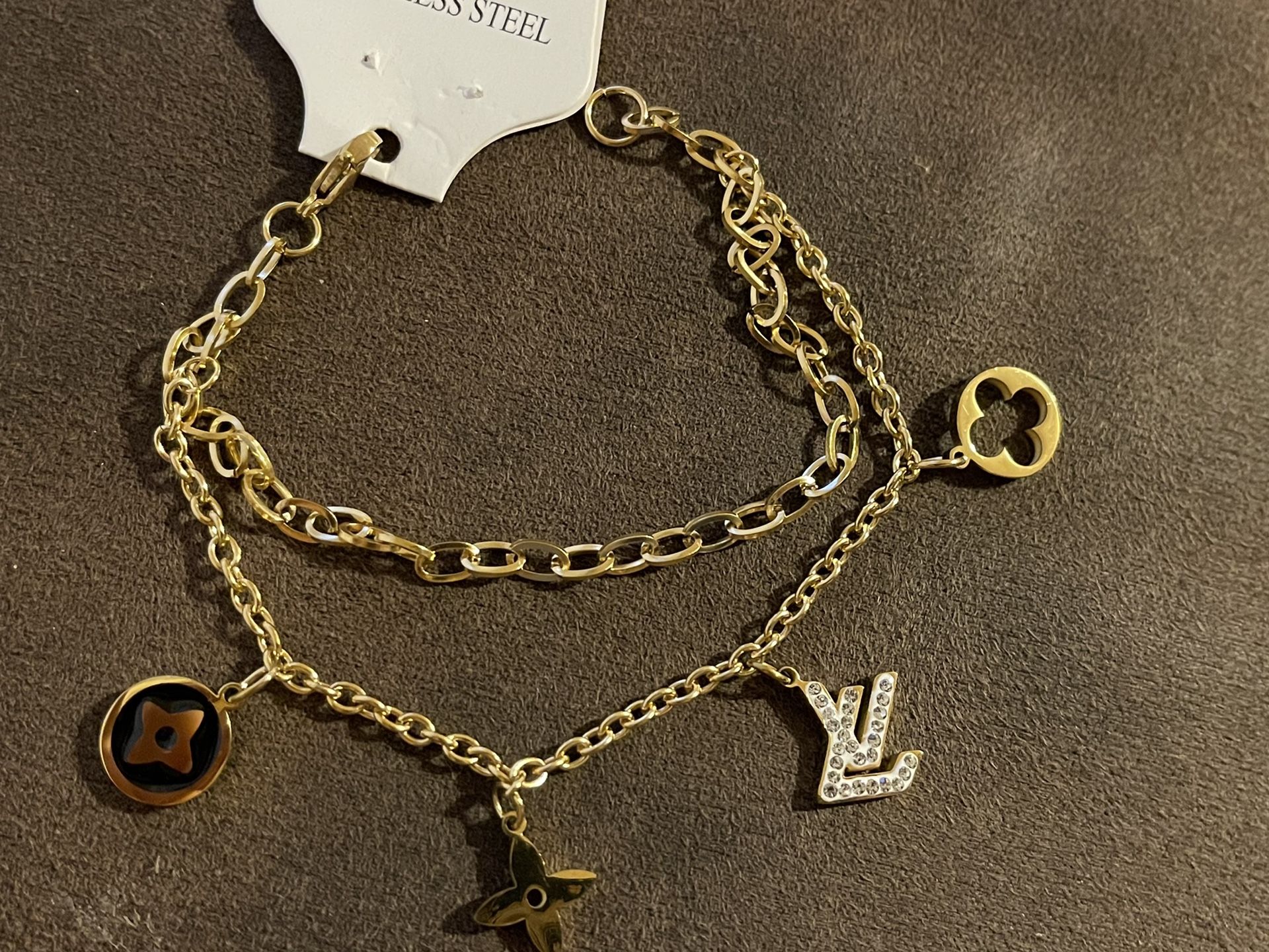 Bracelet