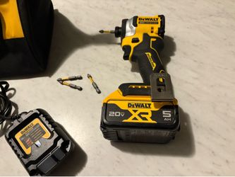 TALDRO DE IMPACTO DEWALT