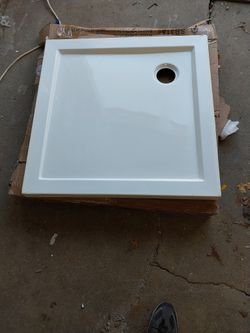 31 in x 31 in Corner Drain Shower Base in White