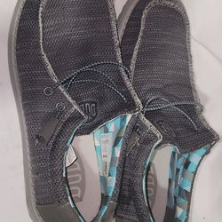 The Dude Men's size 9