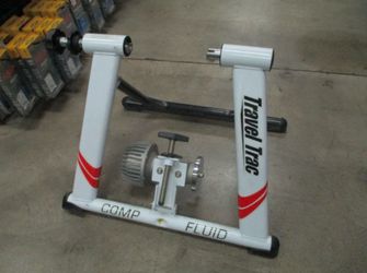 Used Travel Trac Comp Fluid Bike Trainer ( Read the Description)