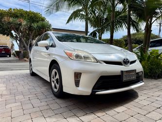 2013 Toyota Prius trim level 5