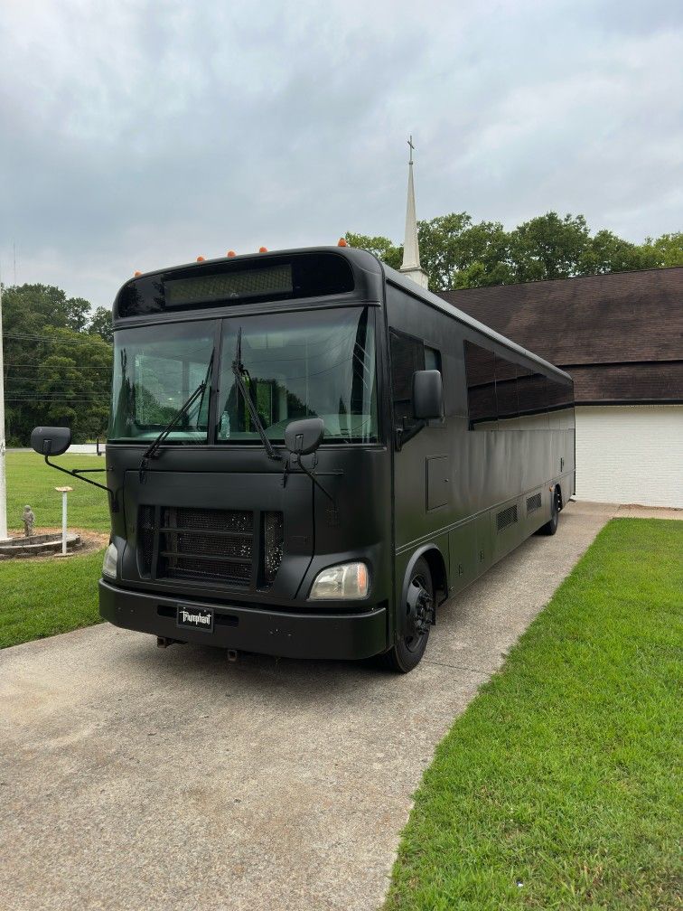 2014 Freightliner Apollo Glaval