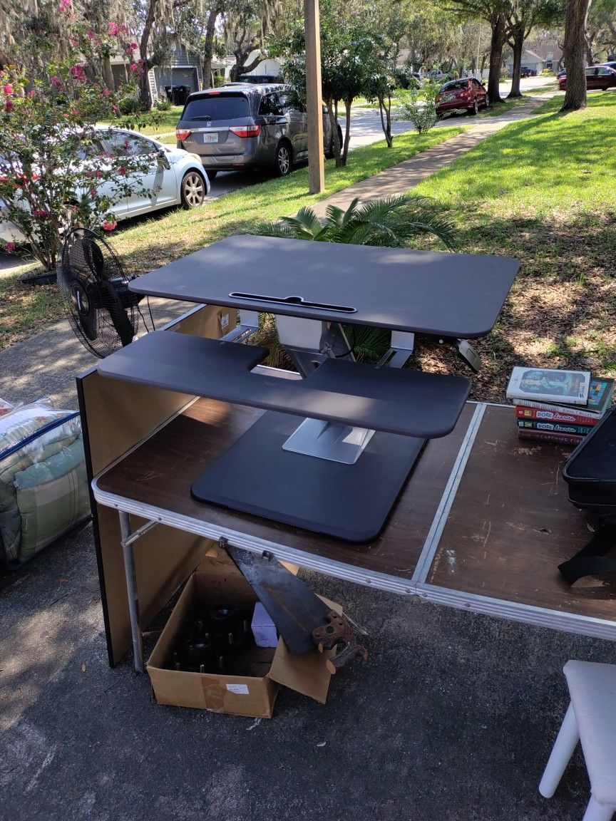 Stand up desk