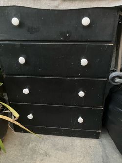 Dresser