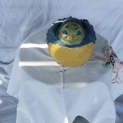 Large bird to decorate your home or yard 