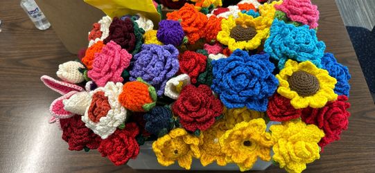 Mothers Day - Crochet Flowers 