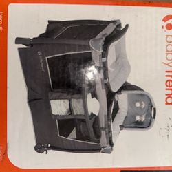 New Baby Trend Bassinet/ Playpen Combo 