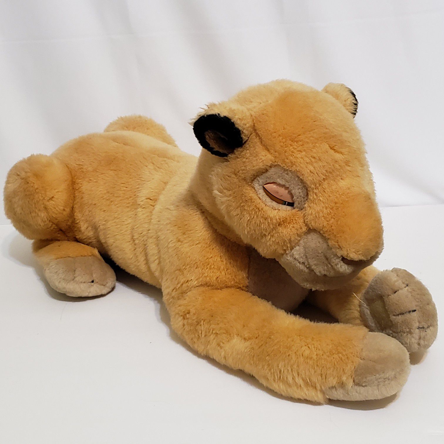 LION KING Sarabi 21" DISNEY STORE Stuffed Animals Vintage