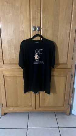 Off-White Men’s T-shirt authentic XS Runs Like A Large(oversize)