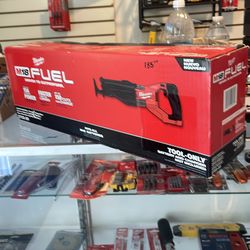 New Milwaukee fuel M18 SUPER SAWZALL-reciprocating Saw ( 2722-20) Tool only and Pick Up