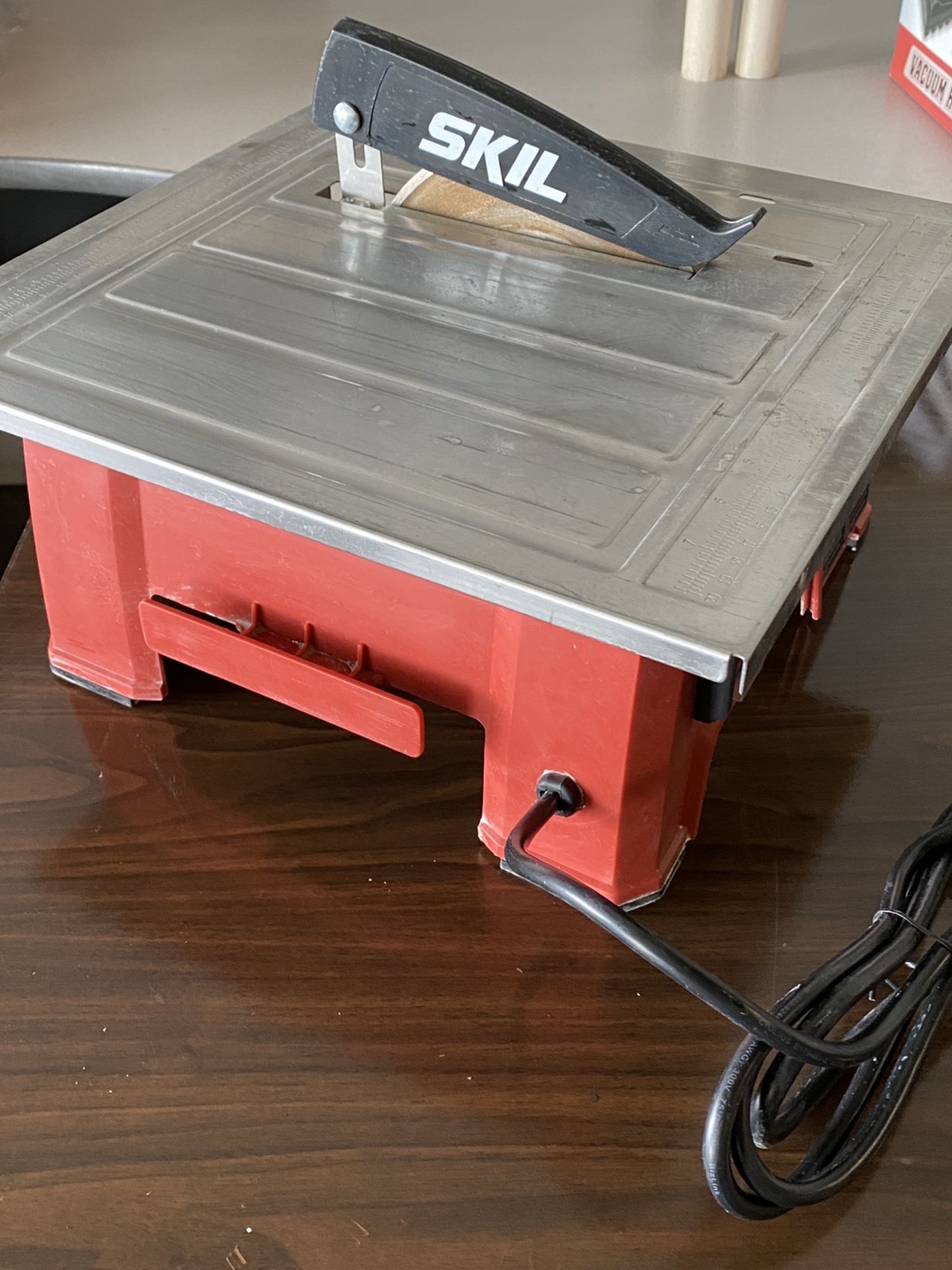 Skil 7in Wet Tile Saw