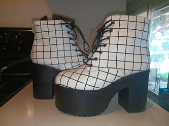 Black & White Grid Platform Boots from Hot Topic