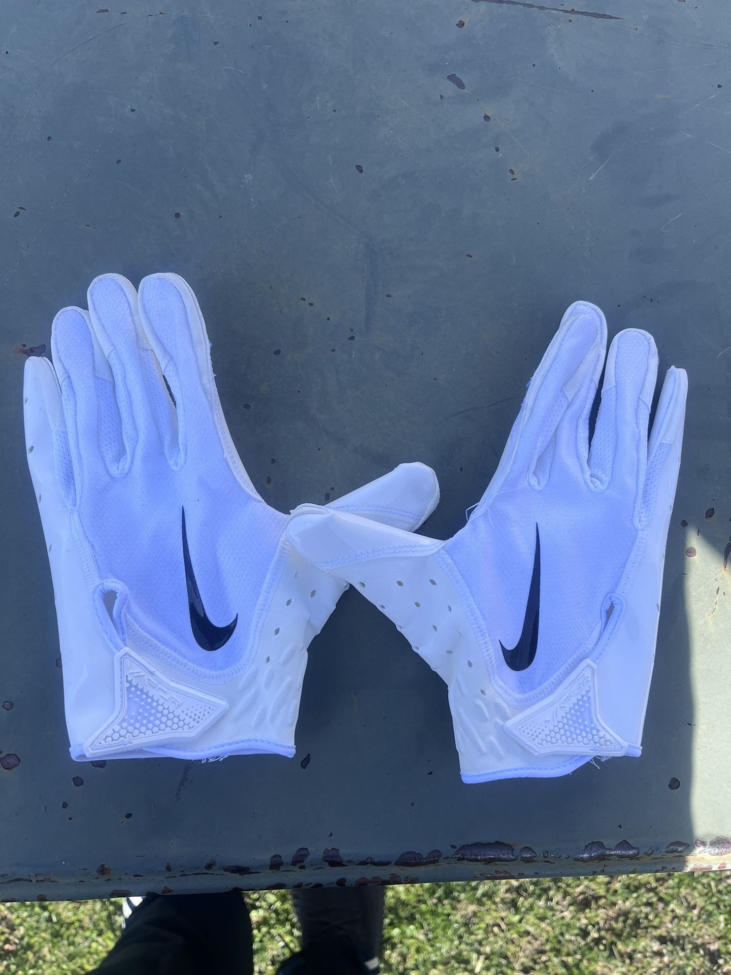 Nike Gloves