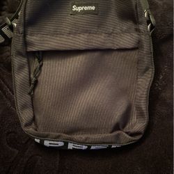 Supreme SS18 Shoulder Bag