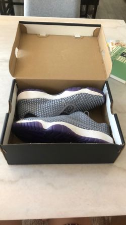 SALE. Women Jordan Future Low GG