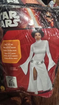 Princess Leia costume