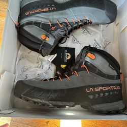 New La Sportiva Hiking Boot MEN 10