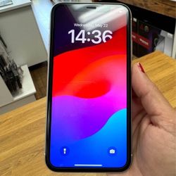 iPhone XR,  Factory Unlocked,  Excellent Condition.  Like New 