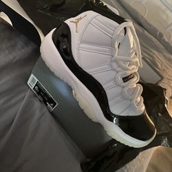 Jordan 11s Size 6Y