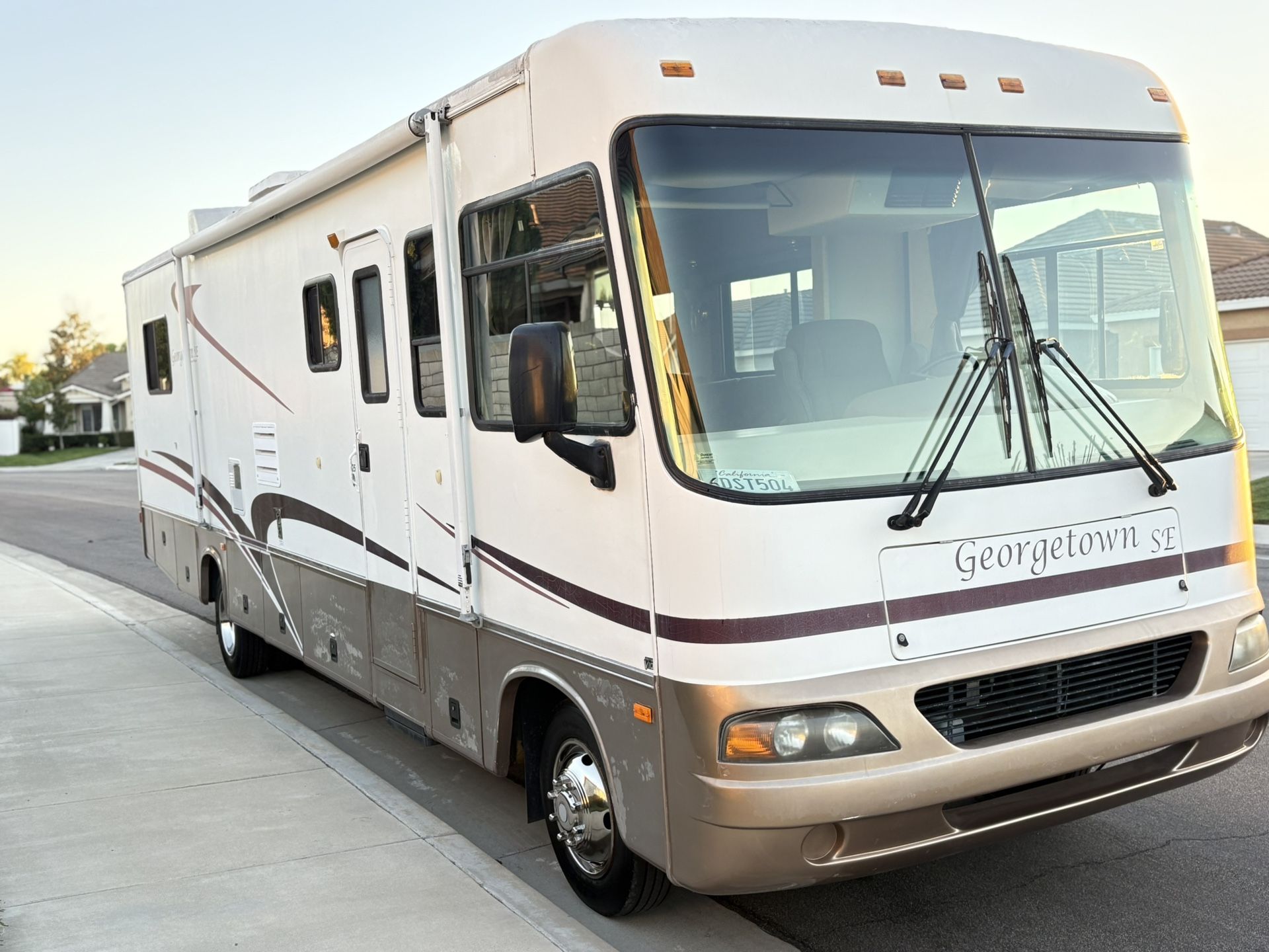 2005 Georgetown, Large Slide Out