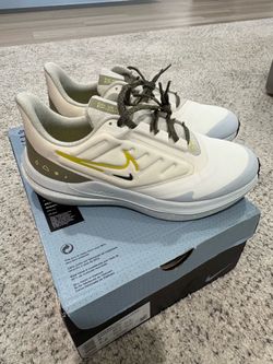 NIKE Air Zoom winflo