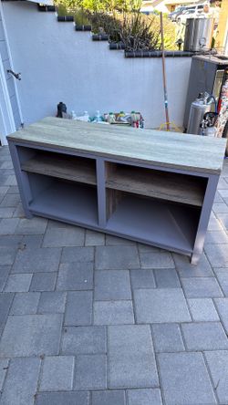Media console table