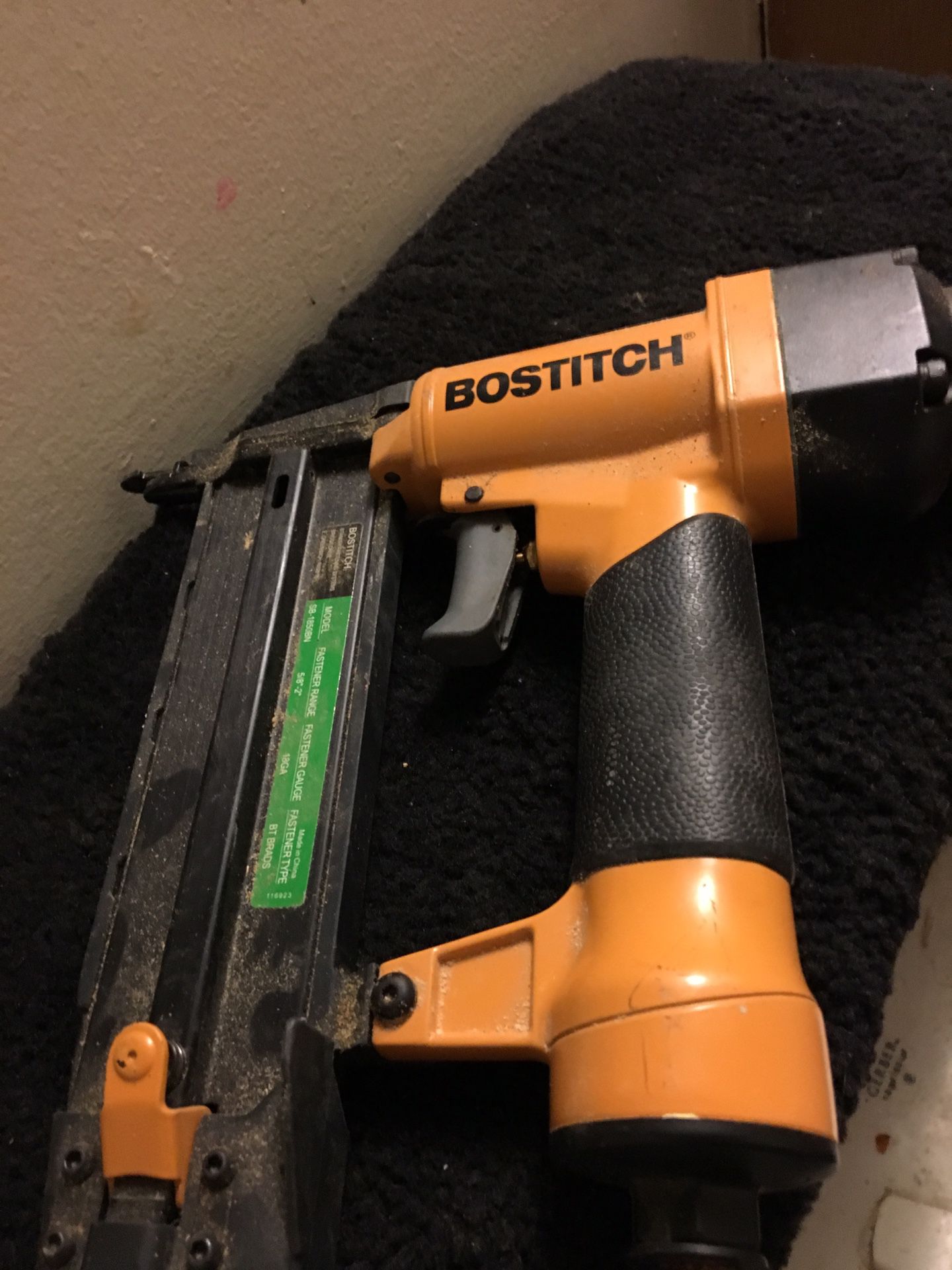Trimming Nail gun (only for trimming areas)
