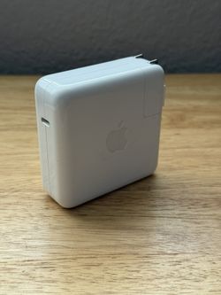Apple MacBook USB C Charger 67w