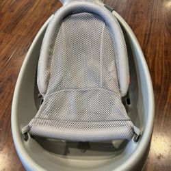 Skip Hop Moby Smart Sling Bath Tub