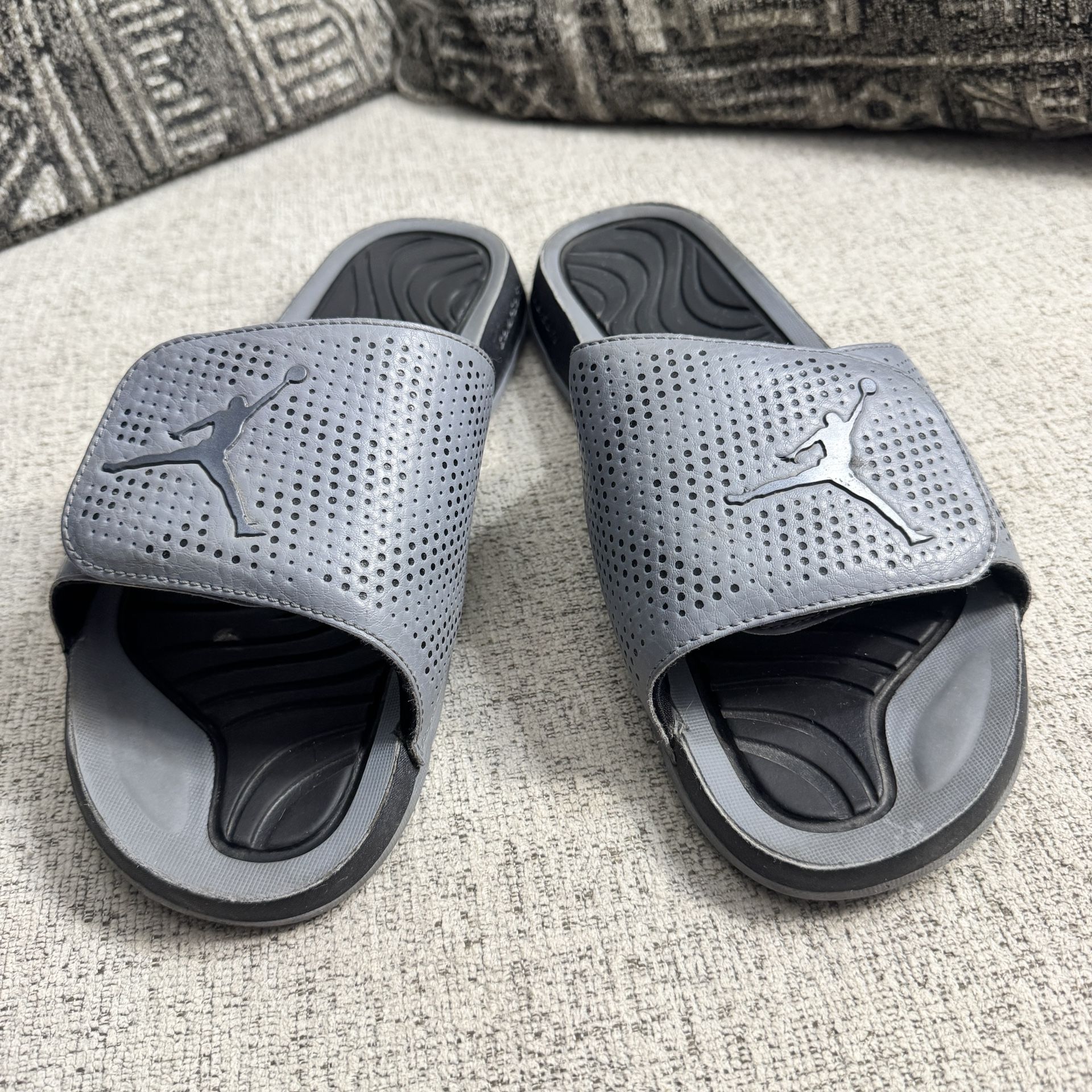 Mens Jordan Hydro 5 Solarsoft Size 13 Gray 820257-003 Slide Sandals