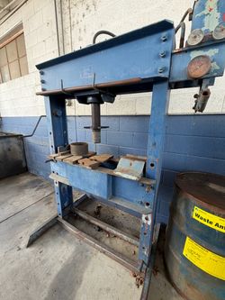 Heavy Duty Hydraulic Shop Press