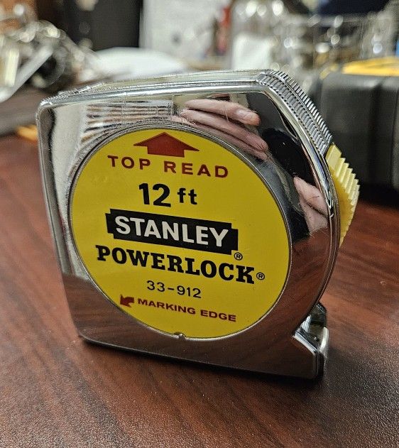 STANLEY POWERLOCK 33-912 TOP READ 12 FOOT TAPE MEASURE MADE IN U.S.A.