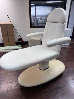 Aesthetics Electric Chair