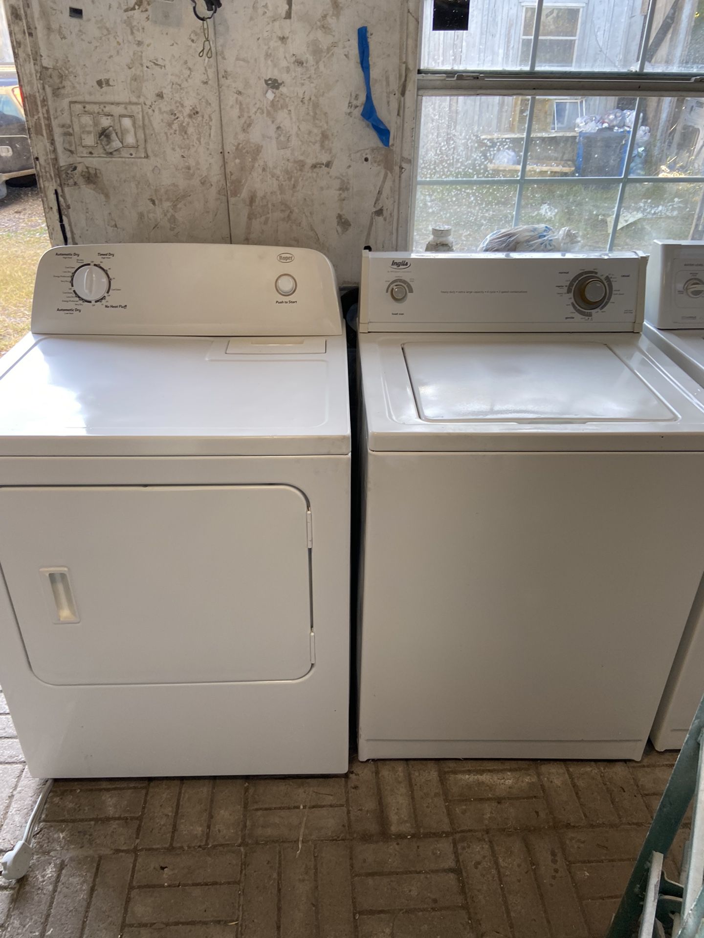 EXCELLENT RUNNING WHIRLPOOL  HEAVY DUTY EXTRA LARGE CAPACITY WASHER & ELECTRIC DRYER SET. NO ISSUES WITH EITHER. BOTH RUN LIKE NEW. ILL RUN BOTH FOR Y