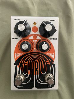Kittycaster FX Tremdriver Preamp Guitar Pedal
