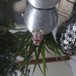 Ring With Pink Stone In 14k Gold Pleated 