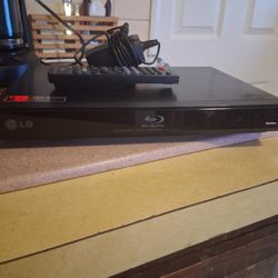Blu-ray/DVD Player