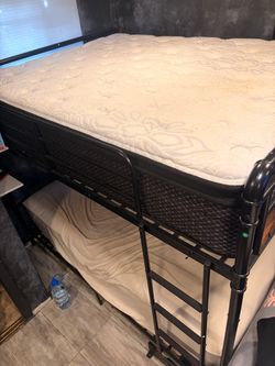Queen Sized Bunk Bed