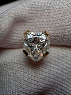 5mm Heart Moissanite Stud Earrings 14k Solid Yellow Gold 1.0CTW GRA