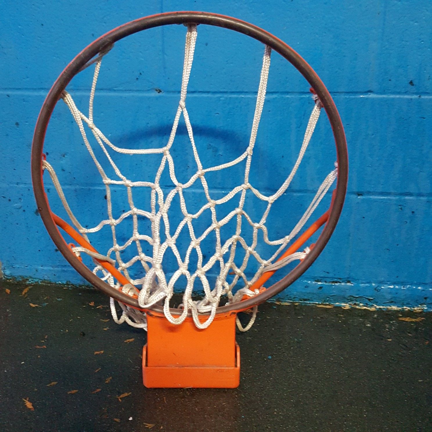 Basketball hoop $20