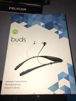 New, Motorola ear buds headphones wireless BT