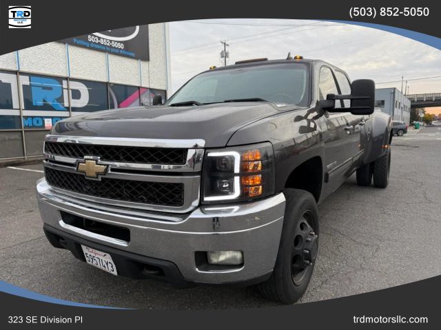 2011 Chevrolet Silverado 3500 HD Crew Cab