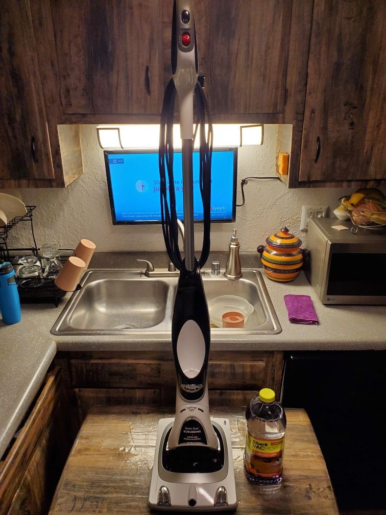 Shark Sonic Duo/With New Refill bottle of cleaning solution